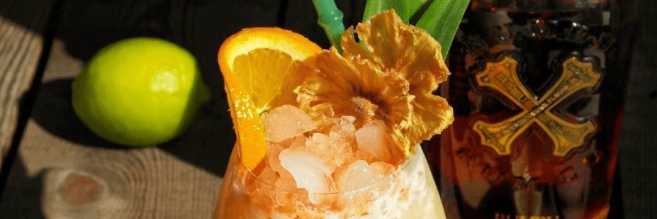 Bumbu w stylizowanym drinku